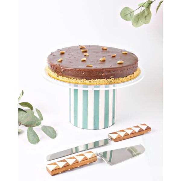 1D9C2B80-32A0-459E-A81E-04A48A120B40