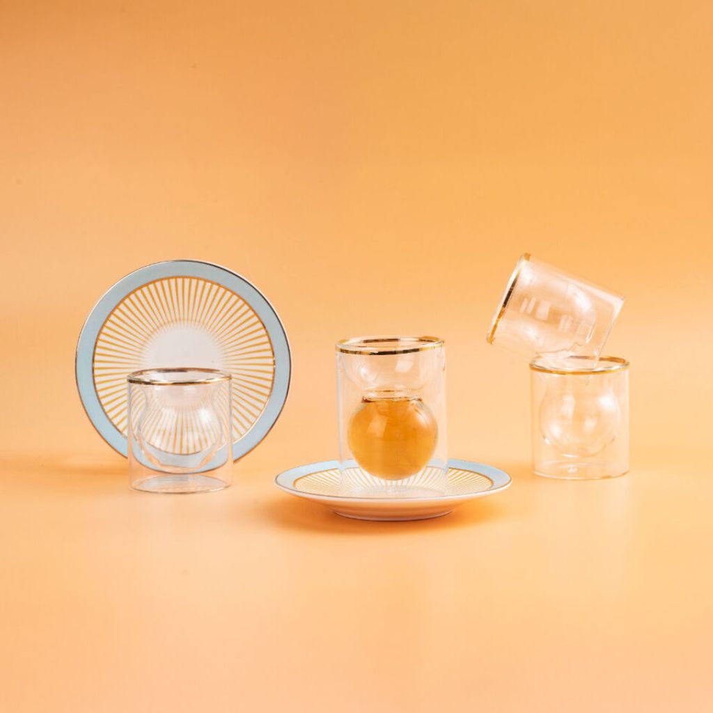 مينت اند سكارليت