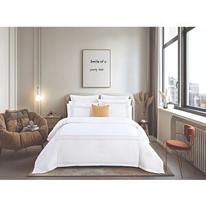 طقم لحاف تانجير صيفي مزدوج مطرز 9 قطع - أبيض