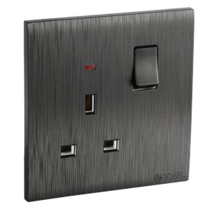 فيش ثلاثي مع مفتاح 13 امبير توفل - اسود بيانو بلاتيني