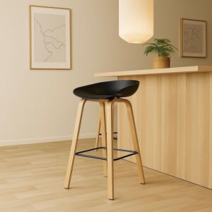 كرسي مرتفع موريتا - اسود وبني خشبي